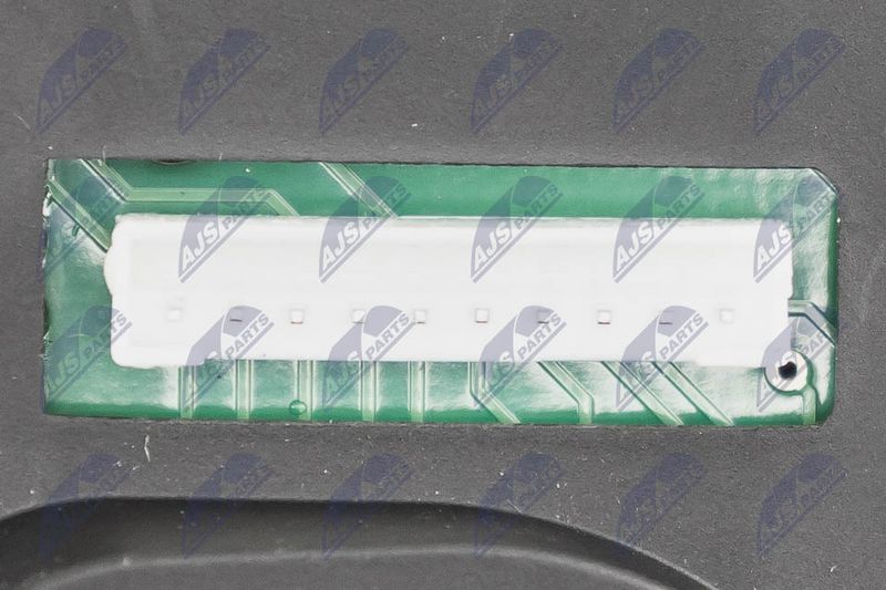 epe-re-086_8-wm.JPG