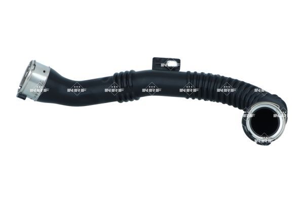 Intercooler slang (Inlaat zijde, diameter 55/60mm, lengte 630mm) past: FIAT TALENTO  NISSAN NV300, PRIMASTAR  OPEL VIVARO B  RENAULT TRAFIC III 1.6D/2.0D 05.14-