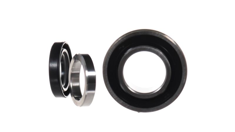 SKF VKBA 586 Wheel Bearing Kit