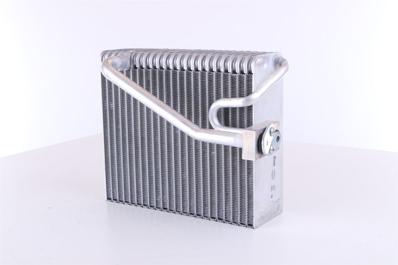 NISSENS 92211 Evaporator, air conditioning