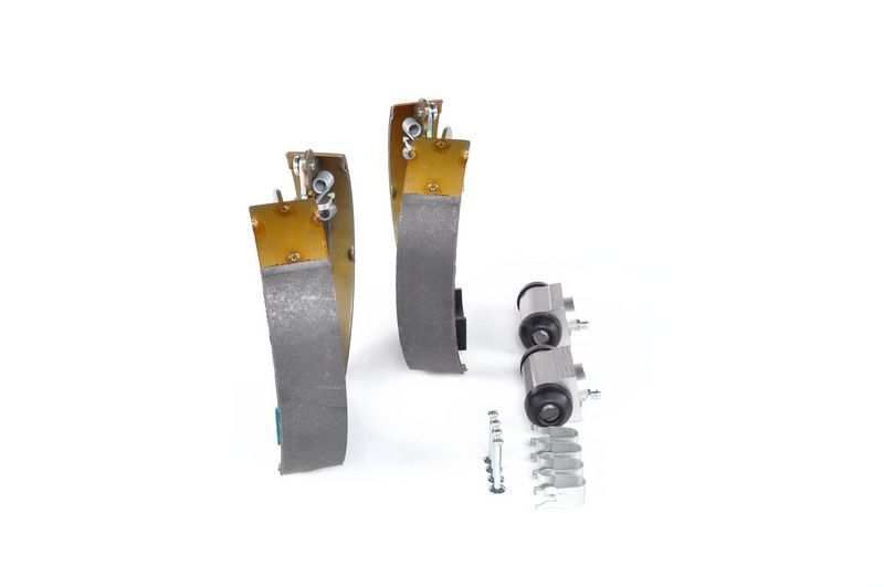 BOSCH 0 204 114 626 Brake Shoe Set