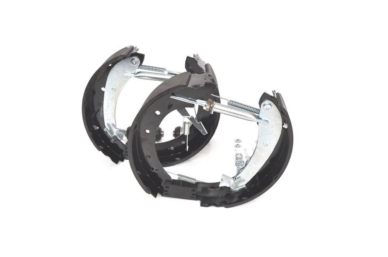 BOSCH 0 204 114 667 Brake Shoe Set