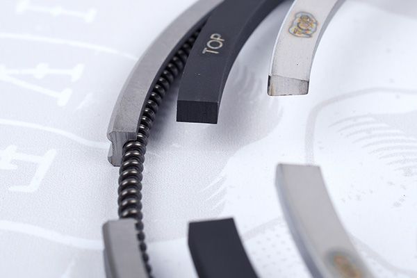 Product Image - Zuigerveerset - R1011600 - ET ENGINETEAM