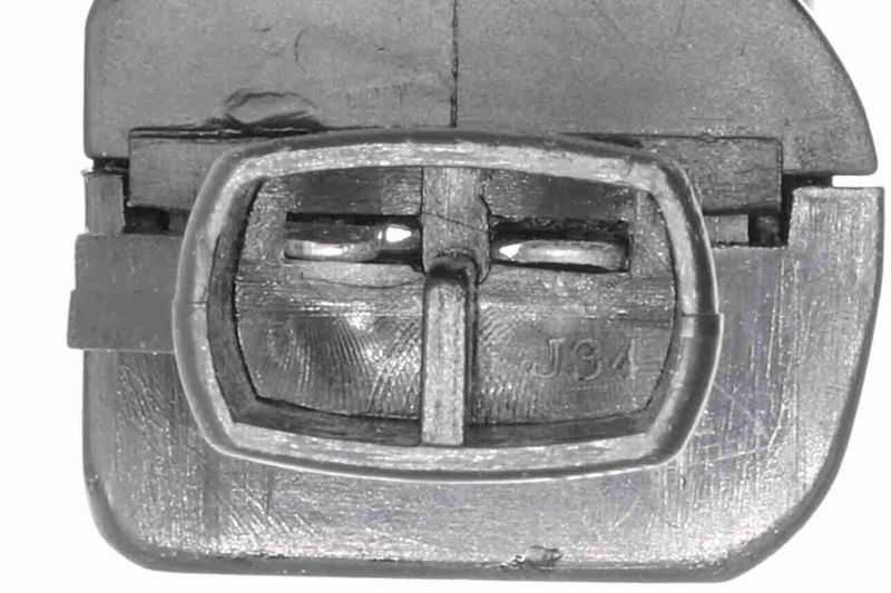 V70-72-0226_03.JPG