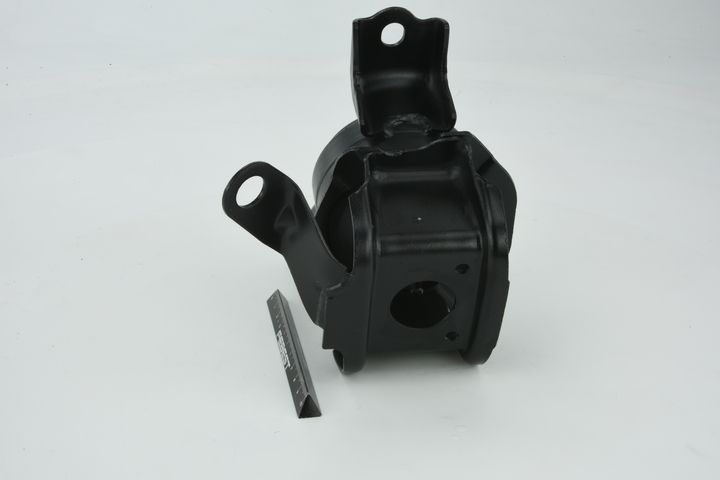 Paigutus, Mootor, FEBEST TM-NZE120RH