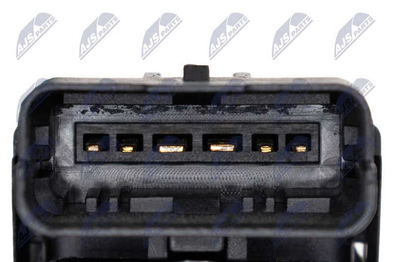 eps-ch-054_5-wm.JPG