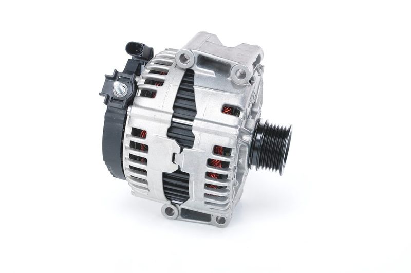 BOSCH 0121813106 Alternator