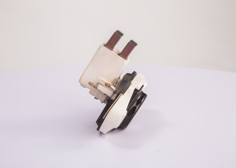 Regulátor generátoru 1 197 311 034