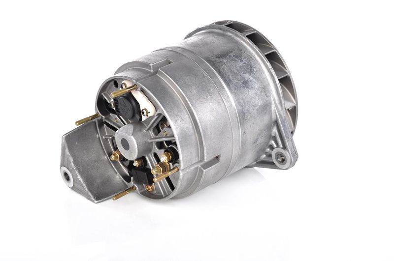 BOSCH 0120689583 Alternator