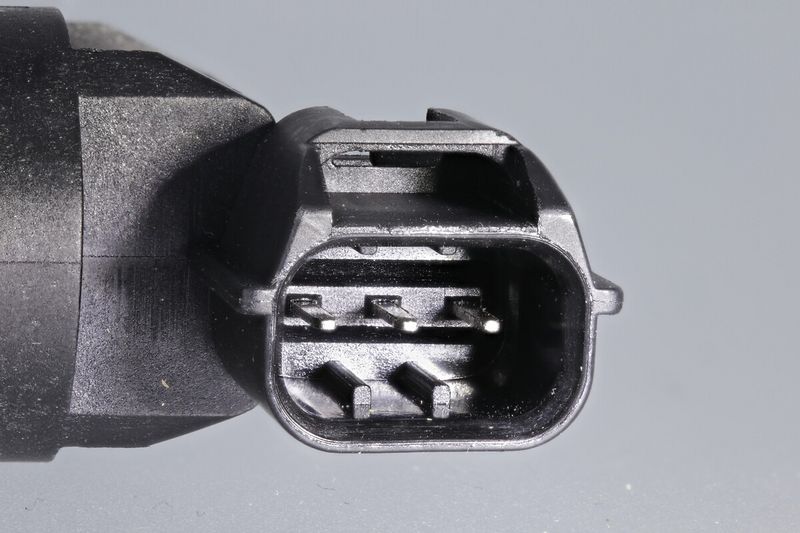 OEM код товара: ZL01-18-230
