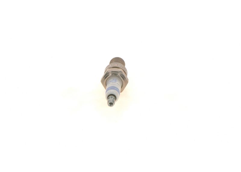 BOSCH 0 242 229 687 Spark Plug