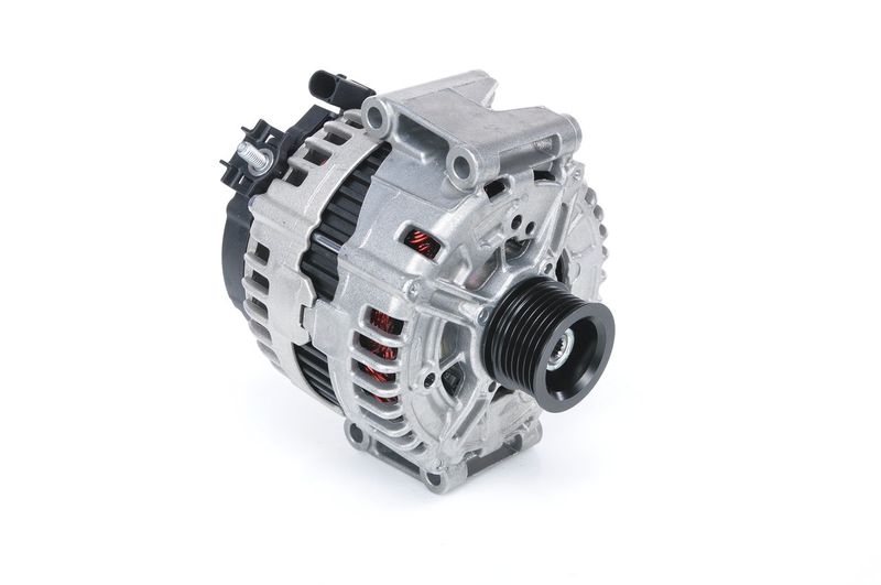 BOSCH 0121813106 Alternator