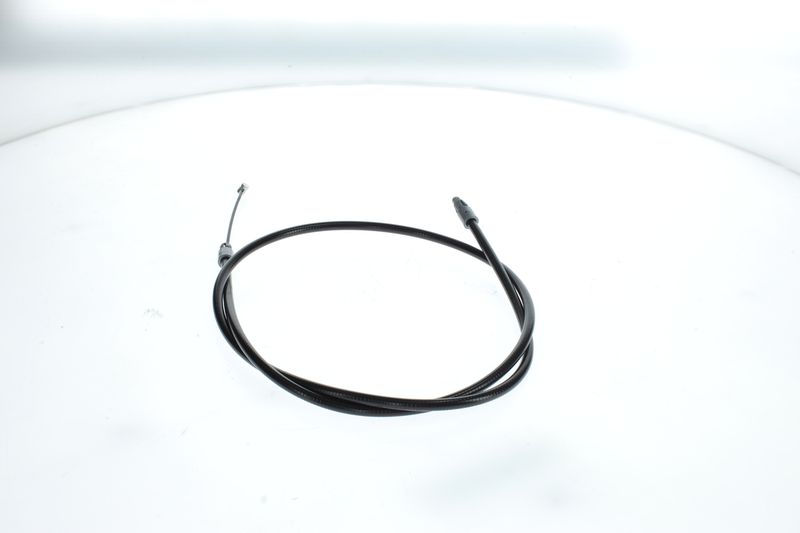 Prekė atitinka OEM kodą: 7L0 721 556 B