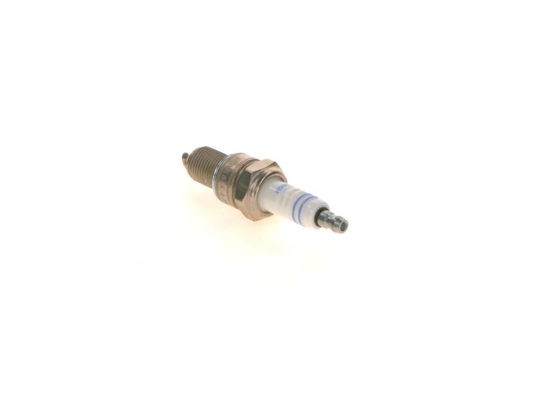 BOSCH 0242225625 Spark Plug