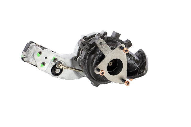 REMANTE 003-002-000027R Charger, charging (supercharged/turbocharged)