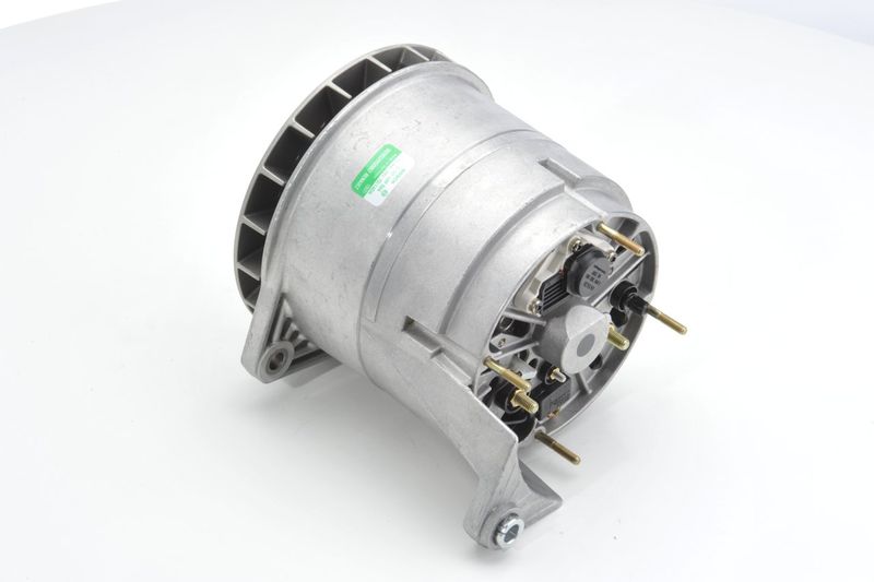 BOSCH 0120689566 Alternator
