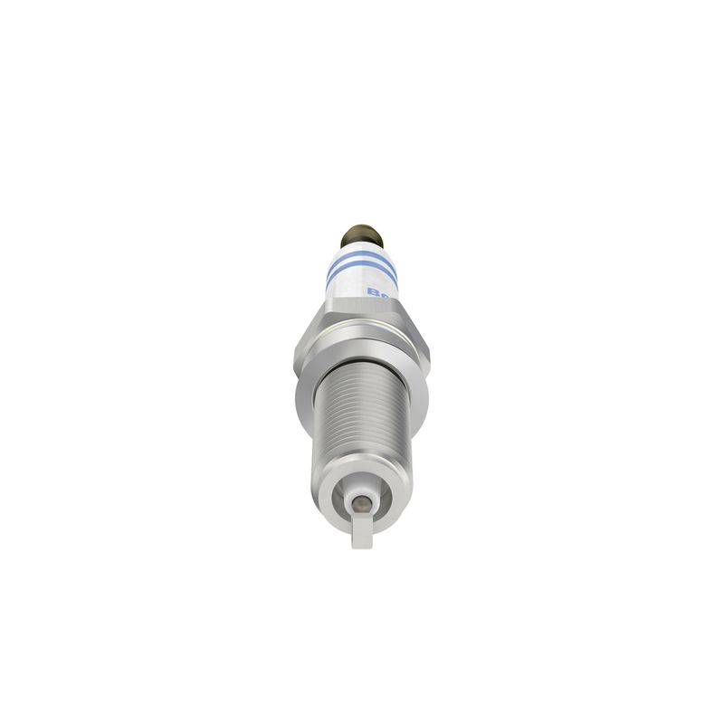 BOSCH 0 242 140 562 Spark Plug