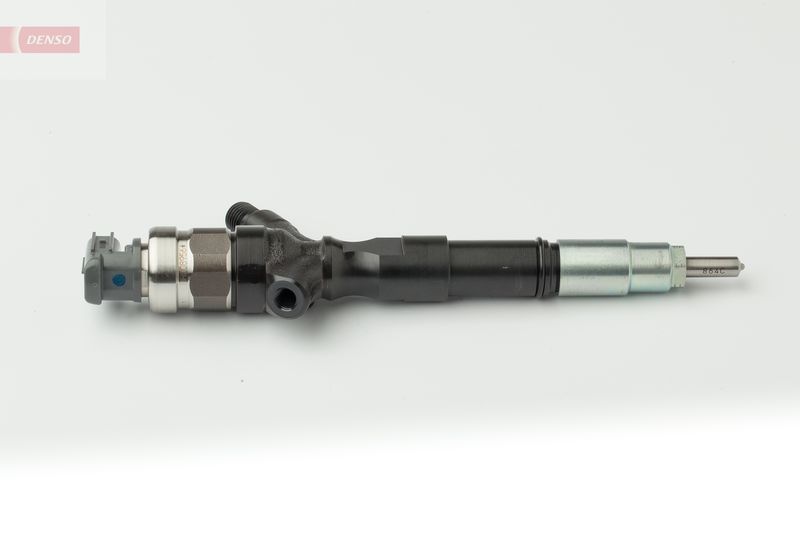 DENSO DCRI105880 Injector Nozzle