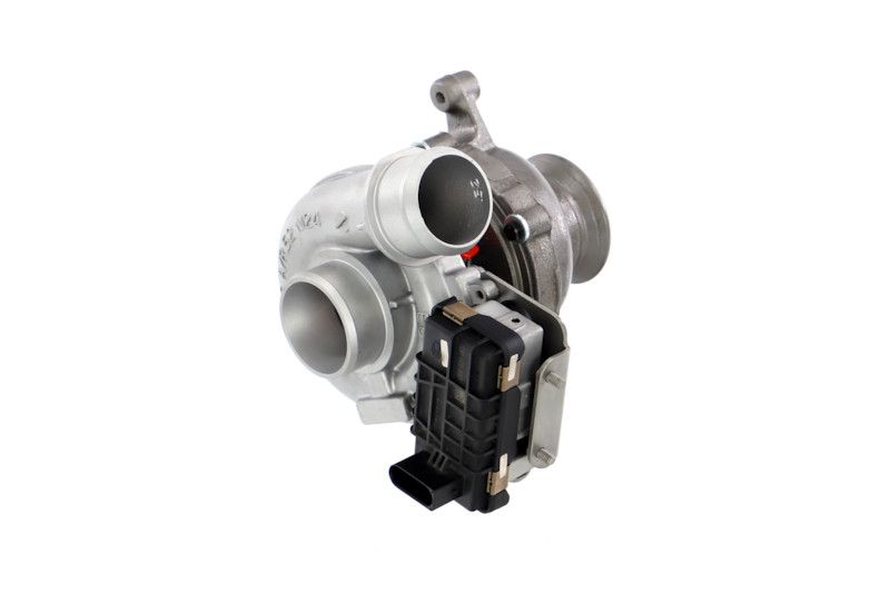 REMANTE 003-002-000034R Charger, charging (supercharged/turbocharged)