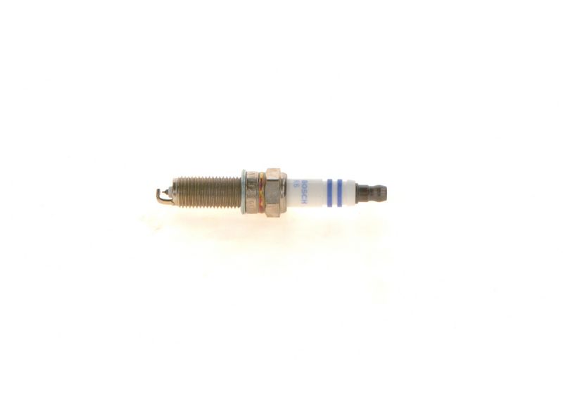 BOSCH Bougie d'allumage 0 242 140 515