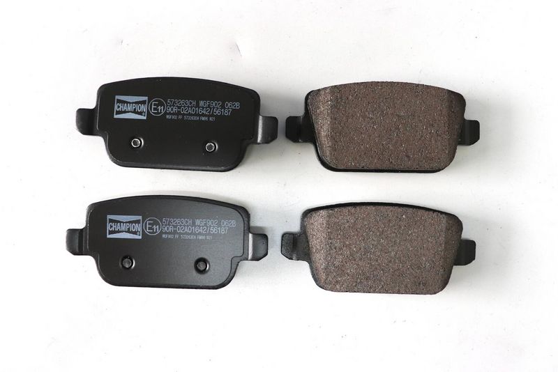 Plaquettes+de+frein+à+disque CHAMPION 573263CH