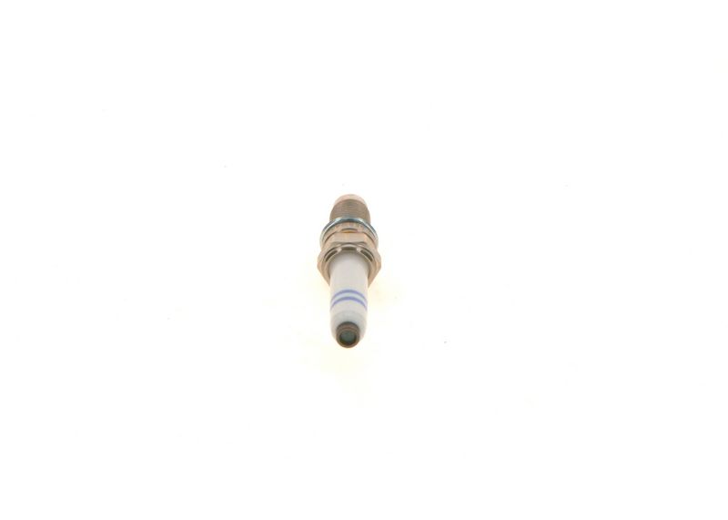 BOSCH 0 241 135 520 Spark Plug