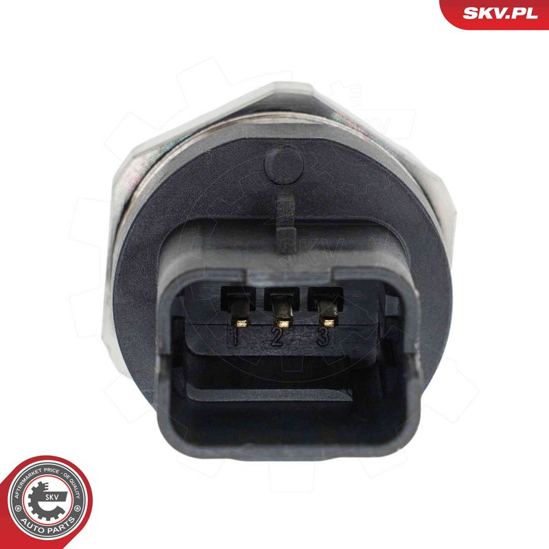 This part match OEM code: LR022334*