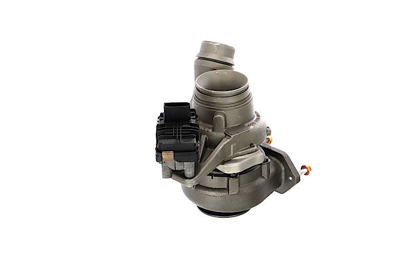 REMANTE 003-002-004586R Turbokompresorius