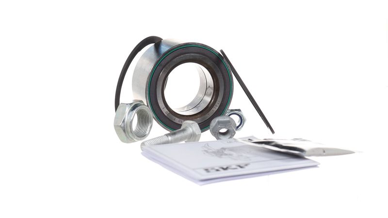 SKF VKBA9005CL Wheel Bearing Kit