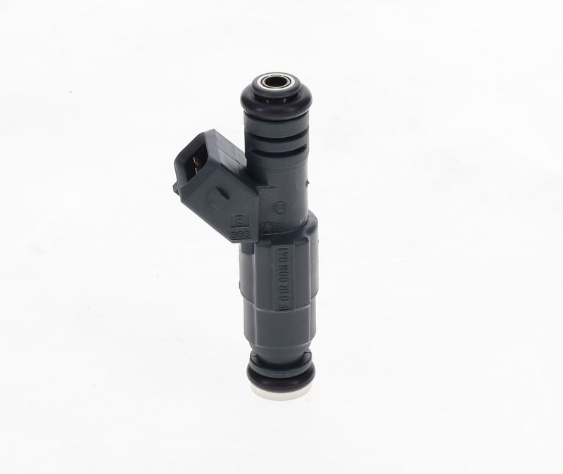 Injector F 01R 00M 041 BOSCH