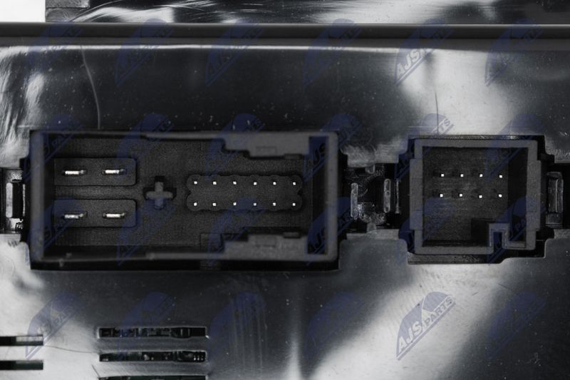NTY EZC-ME-470 Variklio valdymo blokas