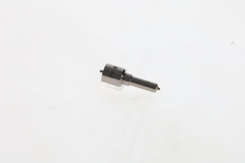 Injector F 019 121 335 BOSCH