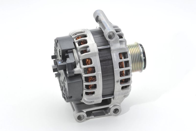 BOSCH 0125811013 Alternator