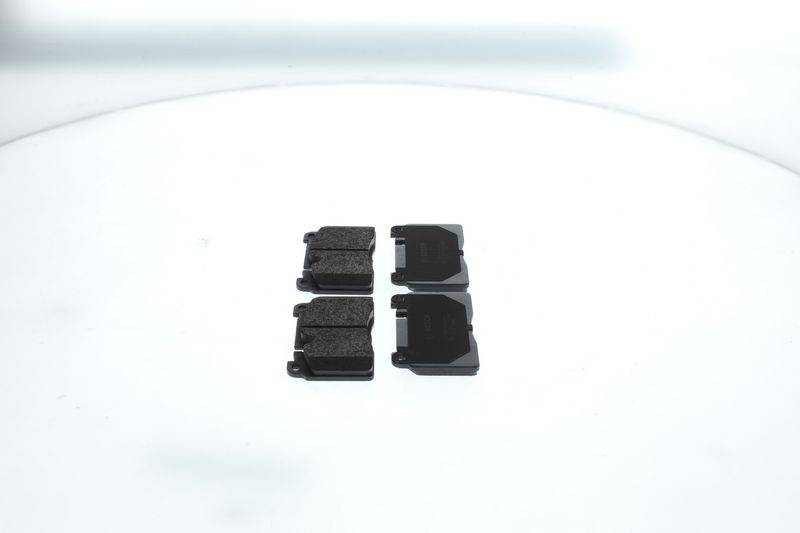 BOSCH Plaquettes de frein à disque 0 986 494 694