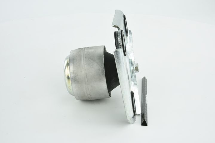 Paigutus, Mootor, FEBEST MZM-025