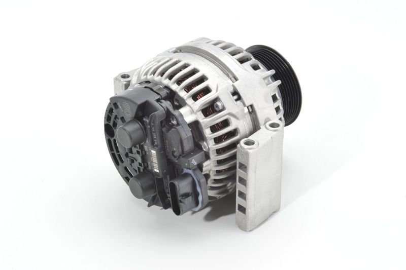 generátor 0 124 555 018