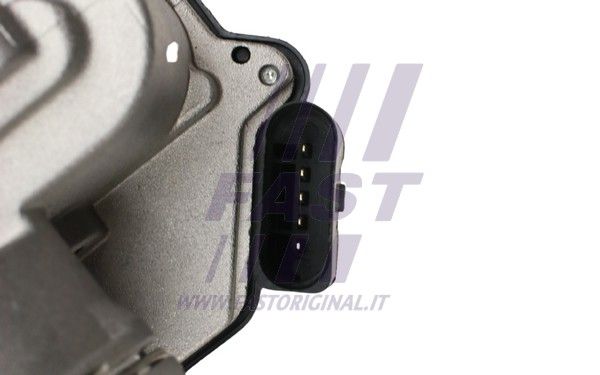 FT50429_4_1.JPG