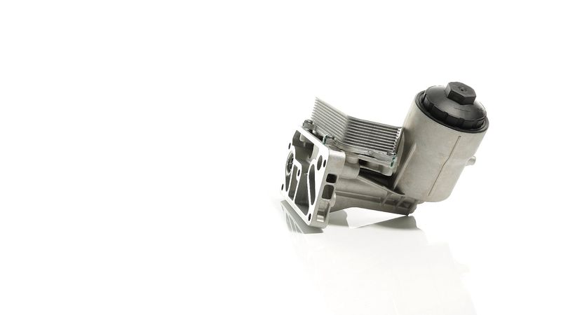 MAHLE CLC461000S Oil Cooler, engine oil