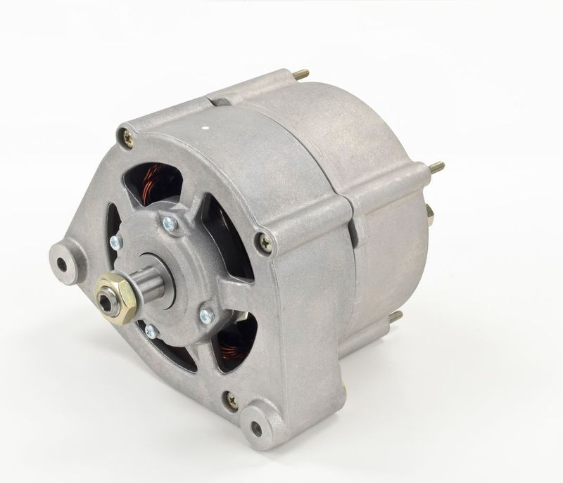 BOSCH 0120469585 Alternator