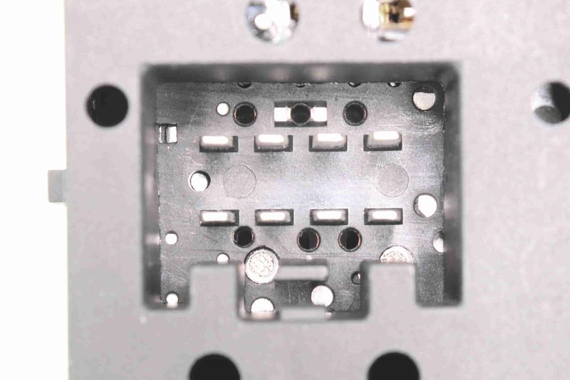 V25-73-0108_03.JPG