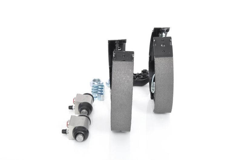 BOSCH 0 204 114 613 Brake Shoe Set