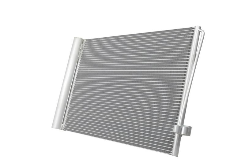 Kondenzátor, klimatizace 8FC 366 220-471