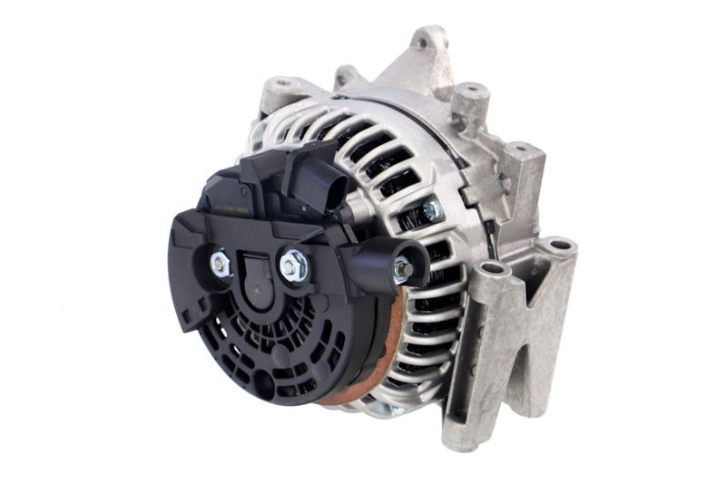 REMANTE 011-003-000846R Alternator