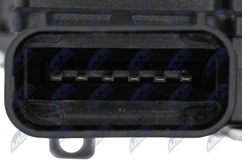 Pagasiruumi luugilukk, NTY EZC-HY-613