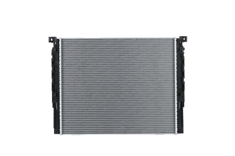 This part match OEM code: 17 11 8 686 025