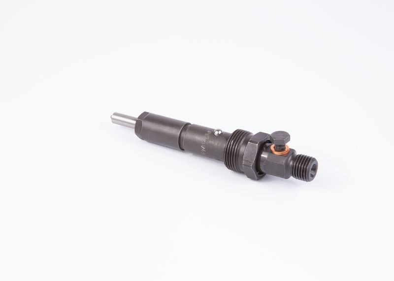 BOSCH F000439005 Nozzle and Holder Assembly