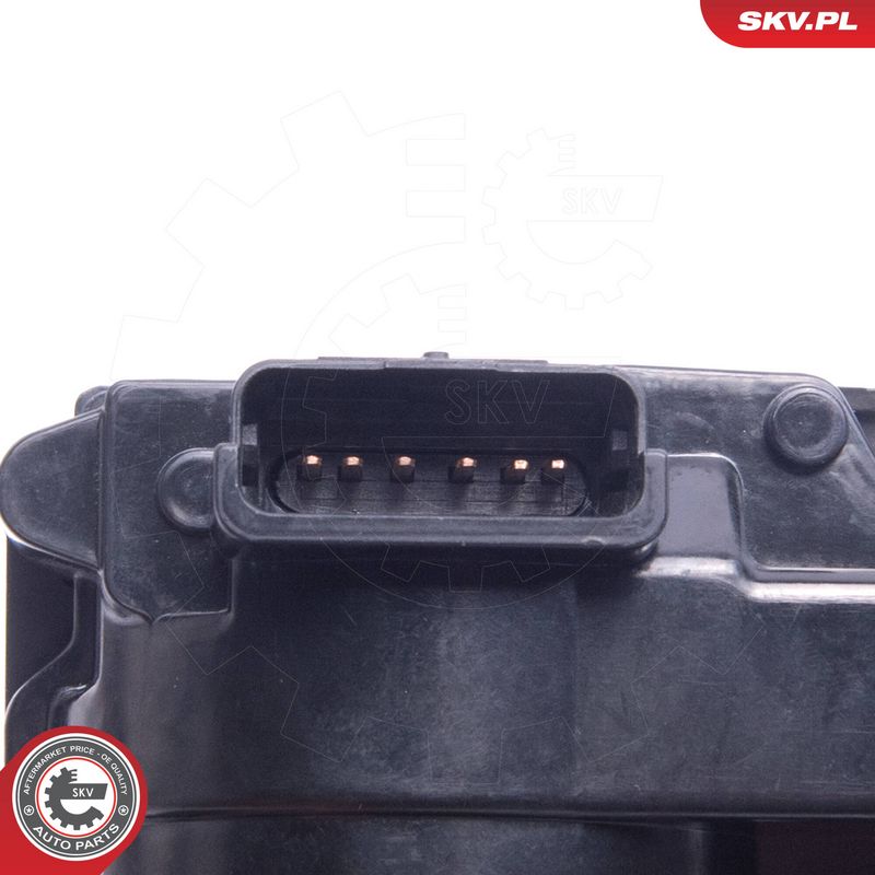 Prekės atitinka OEM kodą: 13 54 8 675 278
