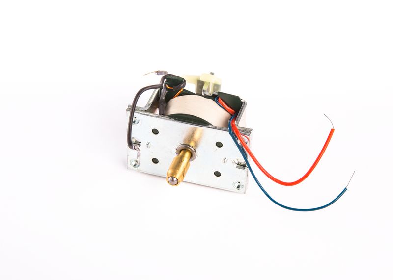 Elektromagnetický spínač, startér 2 339 450 014