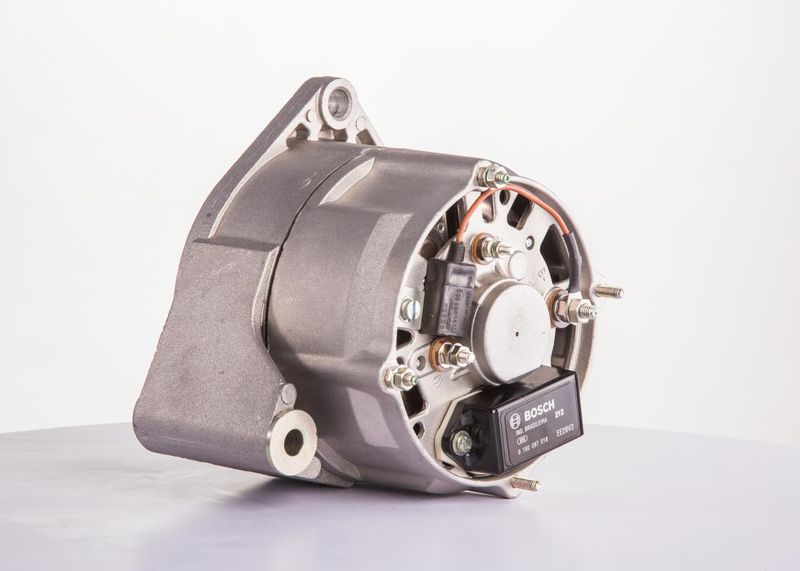 BOSCH 9120080181 Alternator