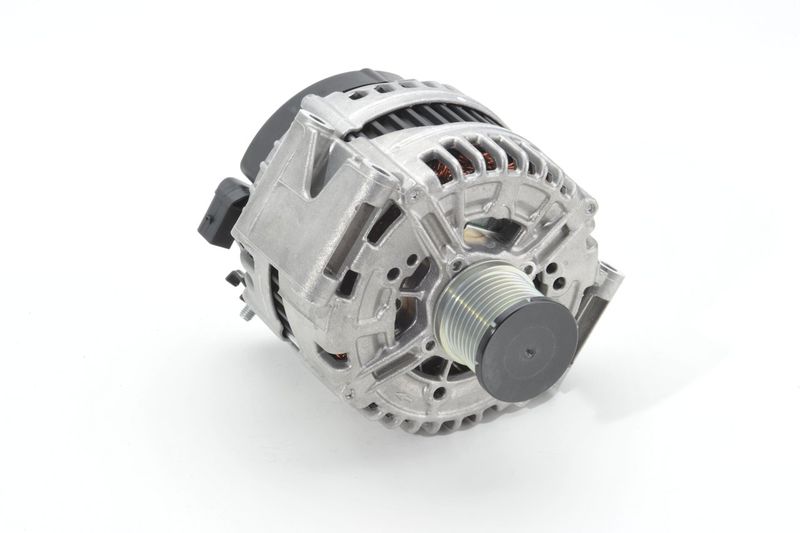 BOSCH 0121813103 Alternator